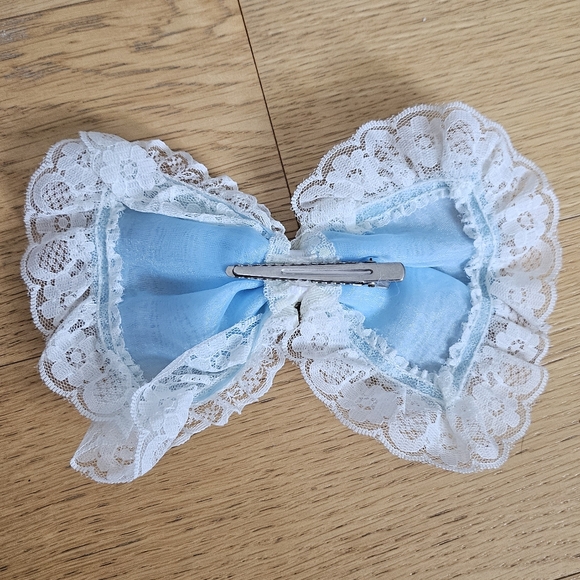 La Pafait Super Rare Hime Gyaru Blue White Lace Bow with Heart Rhinestone - Picture 8 of 8